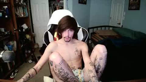 str8whiteboy21 online show from December 2024 08:05:01 AM