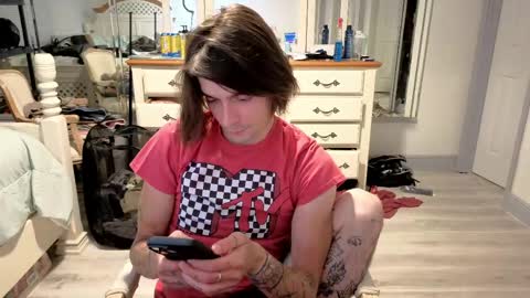 str8whiteboy21 online show from May 2026 04:39:01 AM