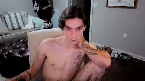 str8whiteboy21 online show from June 2026 05:52:02 AM