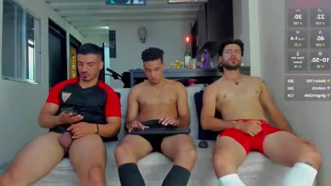 straight__friends online show from January 2026 02:35:02 AM