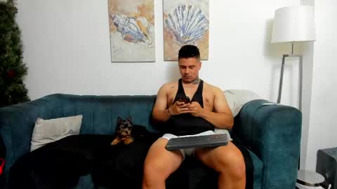 straight__friends online show from April 2026 02:27:02 PM