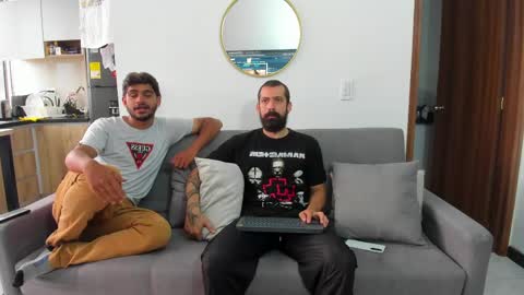 straight__friends online show from May 2026 02:33:02 PM