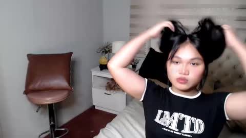Snapshot of straight_moreno69 chatting on April 2026 08:10:01 AM James online show from April 2026 08:10:01 AM