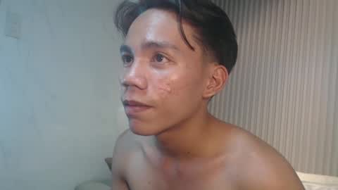 Snapshot of straight_moreno69 chatting on May 2026 10:42:02 AM James online show from May 2026 10:42:02 AM