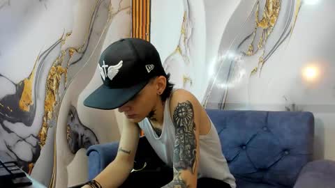 Snapshot of straightboy_nick chatting on September 2025 07:13:02 AM NICK online show from September 2025 07:13:02 AM