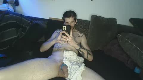 Snapshot of straitpipermann22 chatting on September 2025 01:20:02 AM straitpipermann22 online show from September 2025 01:20:02 AM