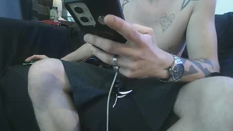 Snapshot of straitpipermann22 chatting on October 2025 09:28:02 PM straitpipermann22 online show from October 2025 09:28:02 PM