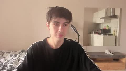 Snapshot of stralght_twinks chatting on April 2026 08:18:01 AM Ray online show from April 2026 08:18:01 AM