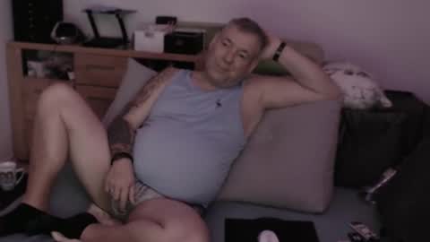 Stranger online show from November 2025 09:59:02 PM