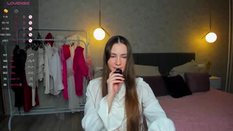 Laura online show from February 2026 02:51:02 PM