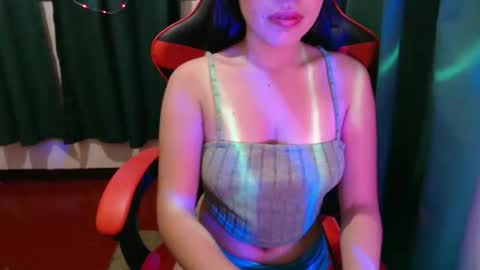 Snapshot of strawberry_ei chatting on April 2026 07:01:01 AM just call me baby online show from April 2026 07:01:01 AM