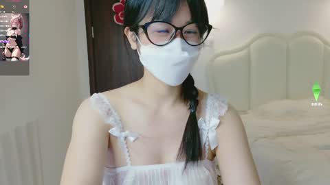 strawberry_loveee online show from July 2026 03:21:02 PM