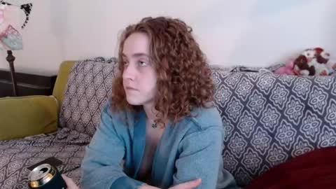 Snapshot of strawberrylotsacake chatting on February 2026 06:26:02 PM Strawberrylotsacake online show from February 2026 06:26:02 PM