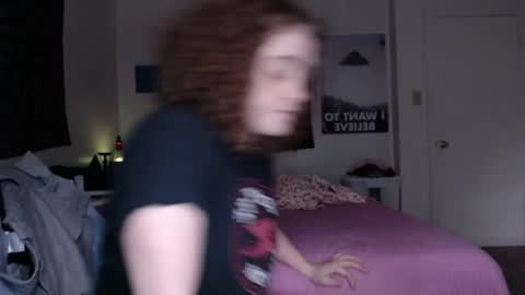 Strawberrylotsacake online show from April 2026 02:36:02 PM