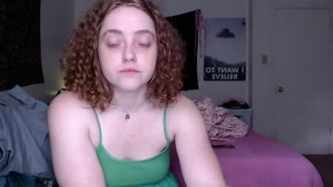 Strawberrylotsacake online show from April 2026 02:48:02 PM