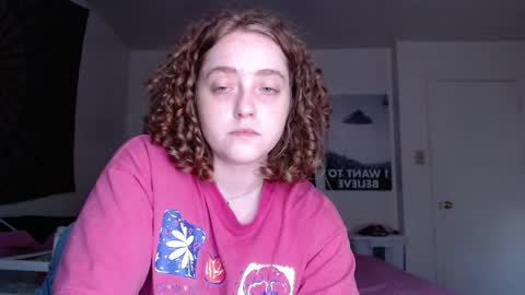Strawberrylotsacake online show from May 2026 04:23:01 PM