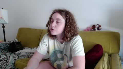 Strawberrylotsacake online show from May 2026 04:59:02 PM