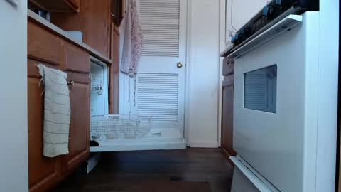 Strawberrylotsacake online show from May 2026 05:09:01 PM