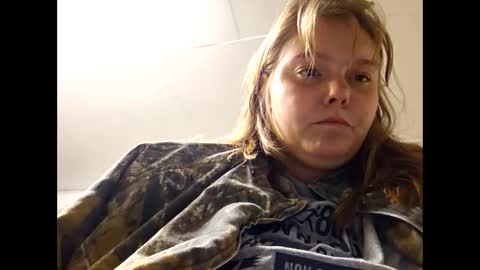 Snapshot of strawberryluv420 chatting on October 2025 07:20:02 AM Strawberry online show from October 2025 07:20:02 AM