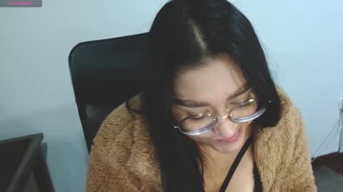 Snapshot of strawlux chatting on February 2026 03:49:02 AM strawlux online show from February 2026 03:49:02 AM