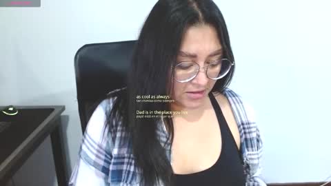 Snapshot of strawlux chatting on February 2026 07:29:01 AM strawlux online show from February 2026 07:29:01 AM