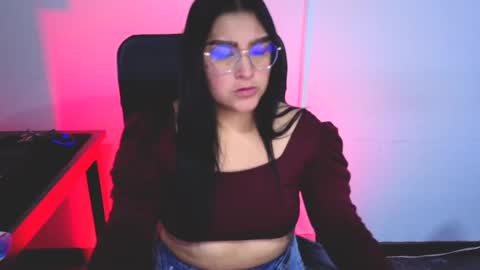 Snapshot of strawlux chatting on February 2026 06:13:01 AM strawlux online show from February 2026 06:13:01 AM