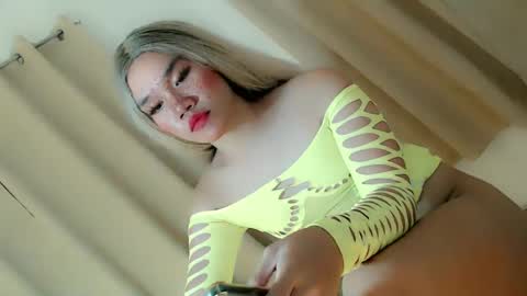 Snapshot of streetlustgirl chatting on February 2025 04:47:01 PM lexie online show from February 2025 04:47:01 PM