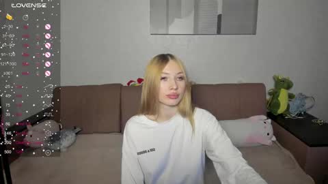 Snapshot of streis_mua chatting on February 2025 01:33:01 AM Streis open pvt online show from February 2025 01:33:01 AM