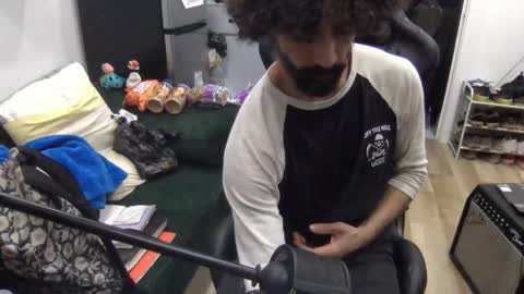 Snapshot of stringin69 chatting on March 2026 08:28:01 AM stringin69 online show from March 2026 08:28:01 AM