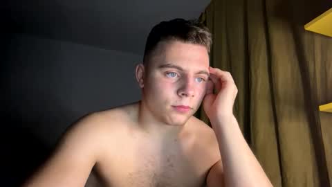 Snapshot of strong_baby chatting on November 2025 11:26:02 PM Strong Baby online show from November 2025 11:26:02 PM