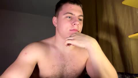 Snapshot of strong_baby chatting on December 2025 11:14:02 PM Strong Baby online show from December 2025 11:14:02 PM