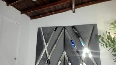 Alexa   online show from December 2025 10:46:02 AM