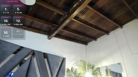 Snapshot of strong_girl_ chatting on April 2026 11:00:01 AM Alexa online show from April 2026 11:00:01 AM