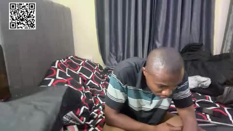 Snapshot of strong_max_ chatting on February 2026 07:36:01 PM Charley online show from February 2026 07:36:01 PM