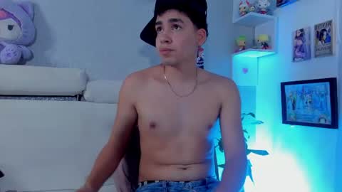 strong_rock69 online show from June 2026 06:06:02 PM