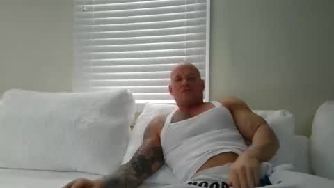 StrongAndHard online show from December 2025 02:34:02 PM