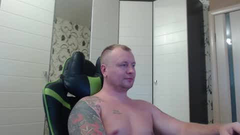 Snapshot of strongass18 chatting on December 2024 11:45:01 AM Alex online show from December 2024 11:45:01 AM