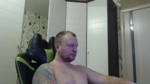 Snapshot of strongass18 chatting on December 2024 12:12:02 PM Alex online show from December 2024 12:12:02 PM