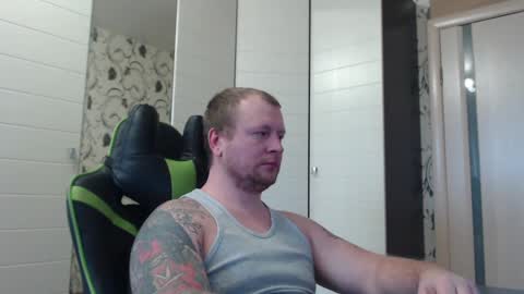 Snapshot of strongass18 chatting on February 2025 11:14:02 AM Alex online show from February 2025 11:14:02 AM