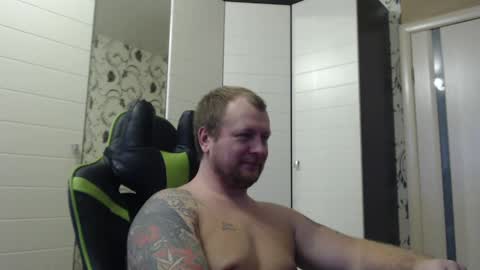 Snapshot of strongass18 chatting on February 2025 01:49:02 PM Alex online show from February 2025 01:49:02 PM