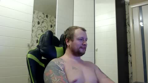 Snapshot of strongass18 chatting on February 2025 07:58:02 PM Alex online show from February 2025 07:58:02 PM