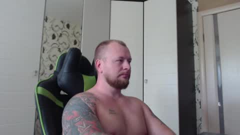 Snapshot of strongass18 chatting on September 2025 09:11:01 AM Alex online show from September 2025 09:11:01 AM