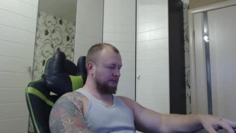 Snapshot of strongass18 chatting on November 2025 08:49:01 AM Alex online show from November 2025 08:49:01 AM