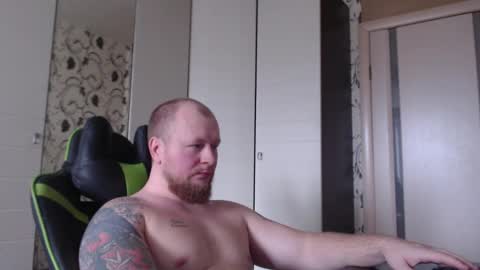 Snapshot of strongass18 chatting on February 2026 07:02:02 AM Alex online show from February 2026 07:02:02 AM