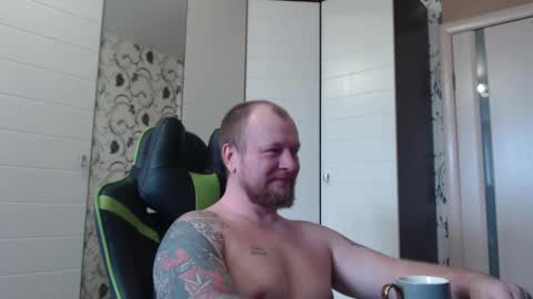 Snapshot of strongass18 chatting on March 2026 08:43:02 AM Alex online show from March 2026 08:43:02 AM