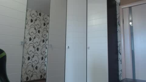 Snapshot of strongass18 chatting on March 2026 10:01:01 AM Alex online show from March 2026 10:01:01 AM