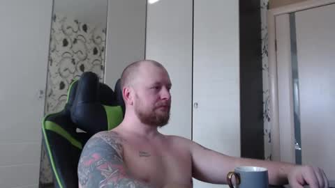 Snapshot of strongass18 chatting on March 2026 09:16:03 AM Alex online show from March 2026 09:16:03 AM