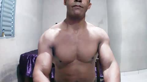 strongdaddyfantastic online show from April 2026 12:30:01 PM