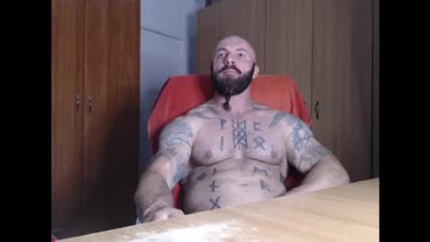 Snapshot of strongivan chatting on June 2026 06:09:02 PM StrongIvan online show from June 2026 06:09:02 PM