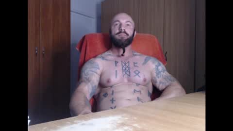 Snapshot of strongivan chatting on June 2026 04:22:01 AM StrongIvan online show from June 2026 04:22:01 AM